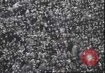 Standbild Football Game Philadelphia Pennsylvania USA, 1940, aus Sekunde 55 historischem Filmmaterial Videoclip 65675059027