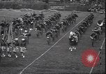 Standbild Football Game Montclair New Jersey USA, 1940, aus Sekunde 19 historischem Filmmaterial Videoclip 65675059028