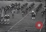 Standbild Football Game Montclair New Jersey USA, 1940, aus Sekunde 21 historischem Filmmaterial Videoclip 65675059028
