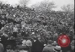 Standbild Football Game Montclair New Jersey USA, 1940, aus Sekunde 36 historischem Filmmaterial Videoclip 65675059028