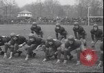 Standbild Football Game Montclair New Jersey USA, 1940, aus Sekunde 39 historischem Filmmaterial Videoclip 65675059028