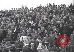 Standbild Football Game Montclair New Jersey USA, 1940, aus Sekunde 40 historischem Filmmaterial Videoclip 65675059028
