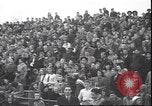 Standbild Football Game Montclair New Jersey USA, 1940, aus Sekunde 42 historischem Filmmaterial Videoclip 65675059028