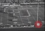 Standbild Football Game Denver Colorado USA, 1940, aus Sekunde 13 historischem Filmmaterial Videoclip 65675059029