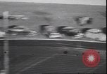Standbild Football Game Denver Colorado USA, 1940, aus Sekunde 50 historischem Filmmaterial Videoclip 65675059029