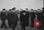 Standbild Ständigen Gemeinsamen Rat der Verteidigung oder PJBD Victoria Kanada, 1940, aus Sekunde 16 historischem Filmmaterial Videoclip 65675059030