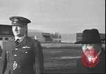 Standbild Ständigen Gemeinsamen Rat der Verteidigung oder PJBD Victoria Kanada, 1940, aus Sekunde 52 historischem Filmmaterial Videoclip 65675059030