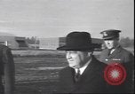 Standbild Ständigen Gemeinsamen Rat der Verteidigung oder PJBD Victoria Kanada, 1940, aus Sekunde 53 historischem Filmmaterial Videoclip 65675059030