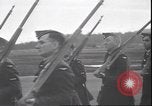 Standbild Ständigen Gemeinsamen Rat der Verteidigung oder PJBD Victoria Kanada, 1940, aus Sekunde 57 historischem Filmmaterial Videoclip 65675059030