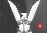 Standbild Start der USS Natoma Bay CVE-62 Vancouver Washington USA, 1943, aus Sekunde 13 historischem Filmmaterial Videoclip 65675059035
