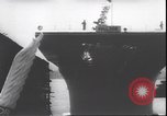 Standbild Start der USS Natoma Bay CVE-62 Vancouver Washington USA, 1943, aus Sekunde 24 historischem Filmmaterial Videoclip 65675059035