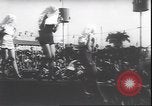 Standbild schönsten Beine contest Palisades Park New Jersey USA, 1943, aus Sekunde 26 historischem Filmmaterial Videoclip 65675059037