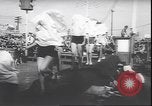 Standbild schönsten Beine contest Palisades Park New Jersey USA, 1943, aus Sekunde 31 historischem Filmmaterial Videoclip 65675059037