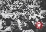 Standbild schönsten Beine contest Palisades Park New Jersey USA, 1943, aus Sekunde 33 historischem Filmmaterial Videoclip 65675059037