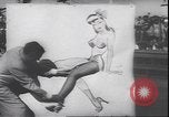 Standbild schönsten Beine contest Palisades Park New Jersey USA, 1943, aus Sekunde 36 historischem Filmmaterial Videoclip 65675059037