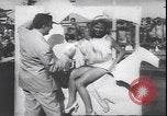 Standbild schönsten Beine contest Palisades Park New Jersey USA, 1943, aus Sekunde 44 historischem Filmmaterial Videoclip 65675059037