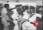 Standbild schönsten Beine contest Palisades Park New Jersey USA, 1943, aus Sekunde 45 historischem Filmmaterial Videoclip 65675059037