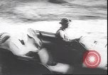 Standbild Militär Jeep Australien, 1943, aus Sekunde 11 historischem Filmmaterial Videoclip 65675059040