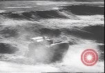 Standbild Militär Jeep Australien, 1943, aus Sekunde 14 historischem Filmmaterial Videoclip 65675059040