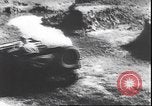 Standbild Militär Jeep Australien, 1943, aus Sekunde 17 historischem Filmmaterial Videoclip 65675059040