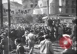 Immagine di Corpo morto di Mussolini Milano Italia, 1945, secondo 15 filmato di repertorio 65675059045