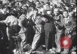 Immagine di Corpo morto di Mussolini Milano Italia, 1945, secondo 33 filmato di repertorio 65675059045