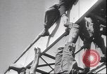 Immagine di Corpo morto di Mussolini Milano Italia, 1945, secondo 50 filmato di repertorio 65675059045