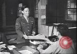 Standbild Entladung der Soldaten East Point Georgia USA, 1945, aus Sekunde 18 historischem Filmmaterial Videoclip 65675059048