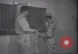 Standbild Entladung der Soldaten East Point Georgia USA, 1945, aus Sekunde 36 historischem Filmmaterial Videoclip 65675059048