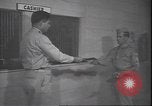 Standbild Entladung der Soldaten East Point Georgia USA, 1945, aus Sekunde 42 historischem Filmmaterial Videoclip 65675059048