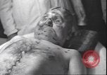Standbild Leiche von Mussolini Mailand Italien, 1945, aus Sekunde 24 historischem Filmmaterial Videoclip 65675059051
