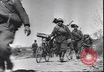 Standbild italienische Truppen Albanien, 1940, aus Sekunde 31 historischem Filmmaterial Videoclip 65675059054