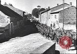 Image troupes françaises affichage wrecked matériel allemand France, 1940, de la seconde 4 séquences d'archives historiques vidéo 65675059057