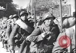 Image troupes françaises affichage wrecked matériel allemand France, 1940, de la seconde 8 séquences d'archives historiques vidéo 65675059057