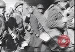 Image troupes françaises affichage wrecked matériel allemand France, 1940, de la seconde 15 séquences d'archives historiques vidéo 65675059057