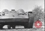 Image troupes françaises affichage wrecked matériel allemand France, 1940, de la seconde 34 séquences d'archives historiques vidéo 65675059057
