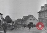 Image troupes françaises affichage wrecked matériel allemand France, 1940, de la seconde 60 séquences d'archives historiques vidéo 65675059057