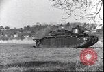 Image Français réservoirs Renault France, 1921, de la seconde 14 séquences d'archives historiques vidéo 65675059058
