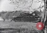 Image Français réservoirs Renault France, 1921, de la seconde 17 séquences d'archives historiques vidéo 65675059058
