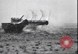 Standbild italienische T3 Scorpion Sizilien Italien, 1943, aus Sekunde 5 historischem Filmmaterial Videoclip 65675059062