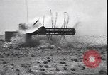 Standbild italienische T3 Scorpion Sizilien Italien, 1943, aus Sekunde 13 historischem Filmmaterial Videoclip 65675059062