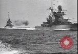 Standbild italienischen Naval Manövrieren Neapel Italien, 1943, aus Sekunde 34 historischem Filmmaterial Videoclip 65675059064