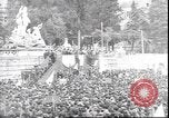 Standbild Mai Tag feiern Rom Italien, 1945, aus Sekunde 12 historischem Filmmaterial Videoclip 65675059069
