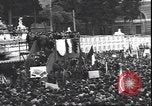 Standbild Mai Tag feiern Rom Italien, 1945, aus Sekunde 43 historischem Filmmaterial Videoclip 65675059069