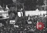 Standbild Mai Tag feiern Rom Italien, 1945, aus Sekunde 46 historischem Filmmaterial Videoclip 65675059069