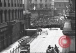 Standbild Ende des Faschismus Mailand Italien, 1945, aus Sekunde 37 historischem Filmmaterial Videoclip 65675059071