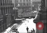 Standbild Ende des Faschismus Mailand Italien, 1945, aus Sekunde 61 historischem Filmmaterial Videoclip 65675059071