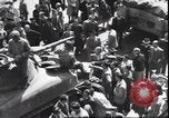Standbild USA Soldaten Mailand Italien, 1945, aus Sekunde 54 historischem Filmmaterial Videoclip 65675059072