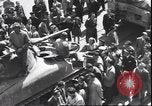 Standbild USA Soldaten Mailand Italien, 1945, aus Sekunde 62 historischem Filmmaterial Videoclip 65675059072