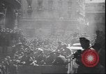 Immagine di Prigionieri tedeschi Milano Italia, 1945, secondo 35 filmato di repertorio 65675059073